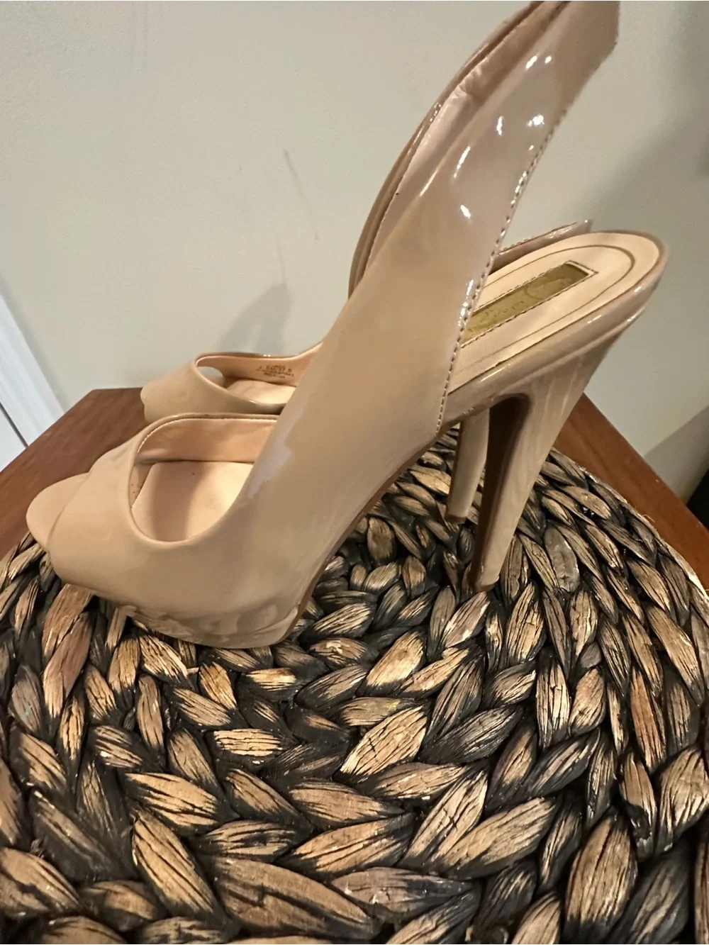 Jessica Simpson Sibilla Peep Toe Slingback Platform Pumps – Chai Latte – 7.5